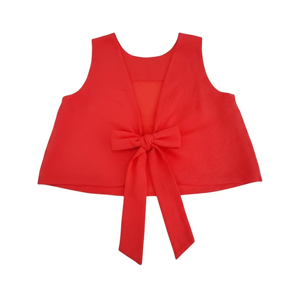 Top Tralulu vermelho de alças, com laço nas costas e decote quadrado.